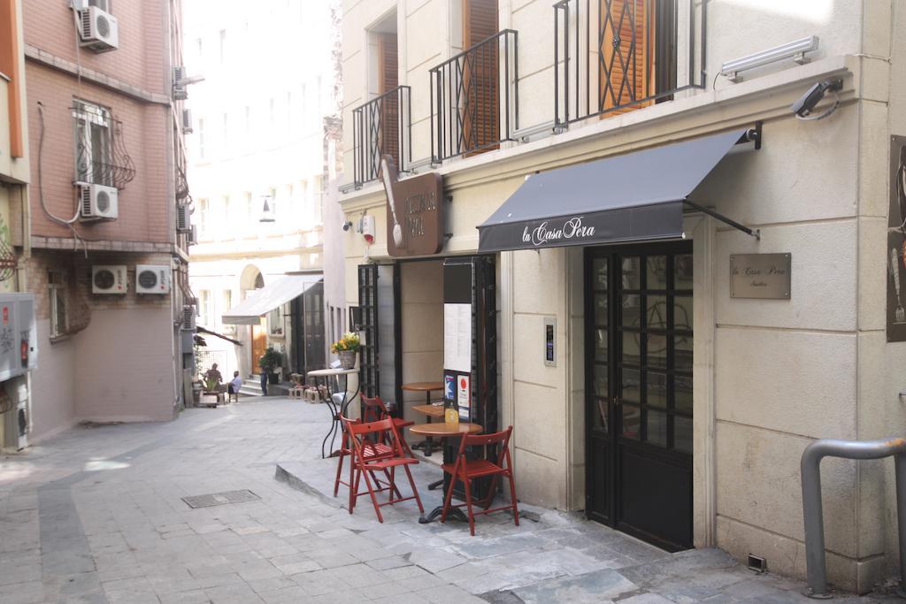 La Casa Pera Suites Istanbul Bagian luar foto