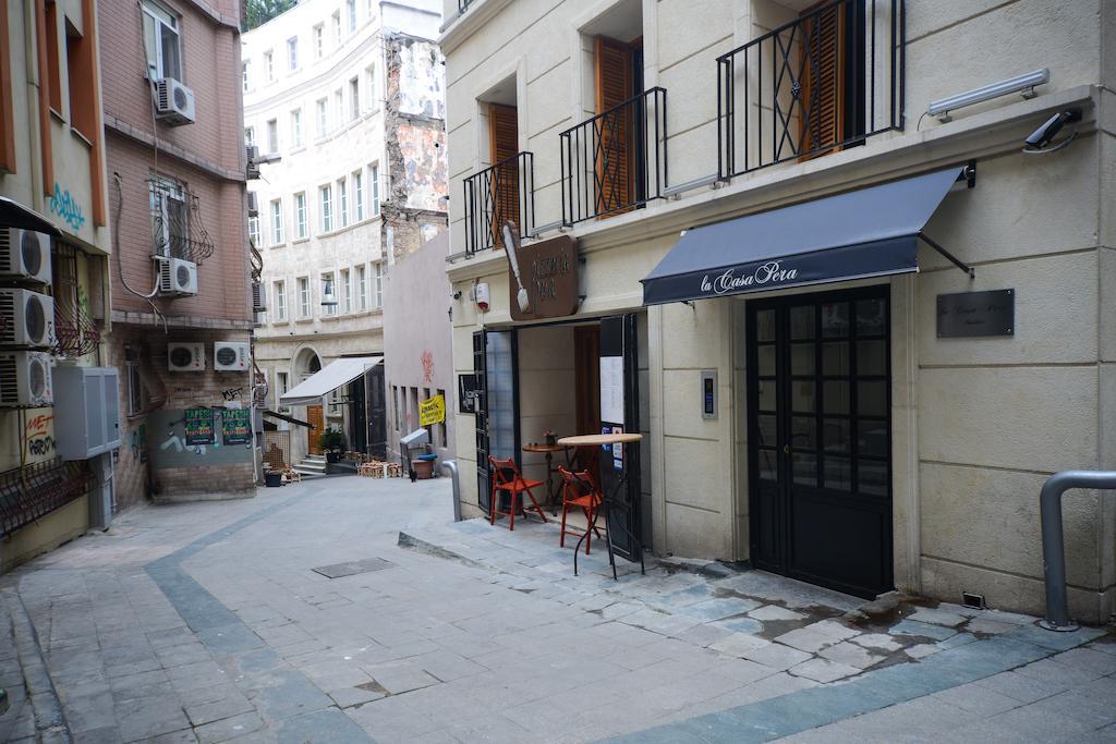 La Casa Pera Suites Istanbul Bagian luar foto